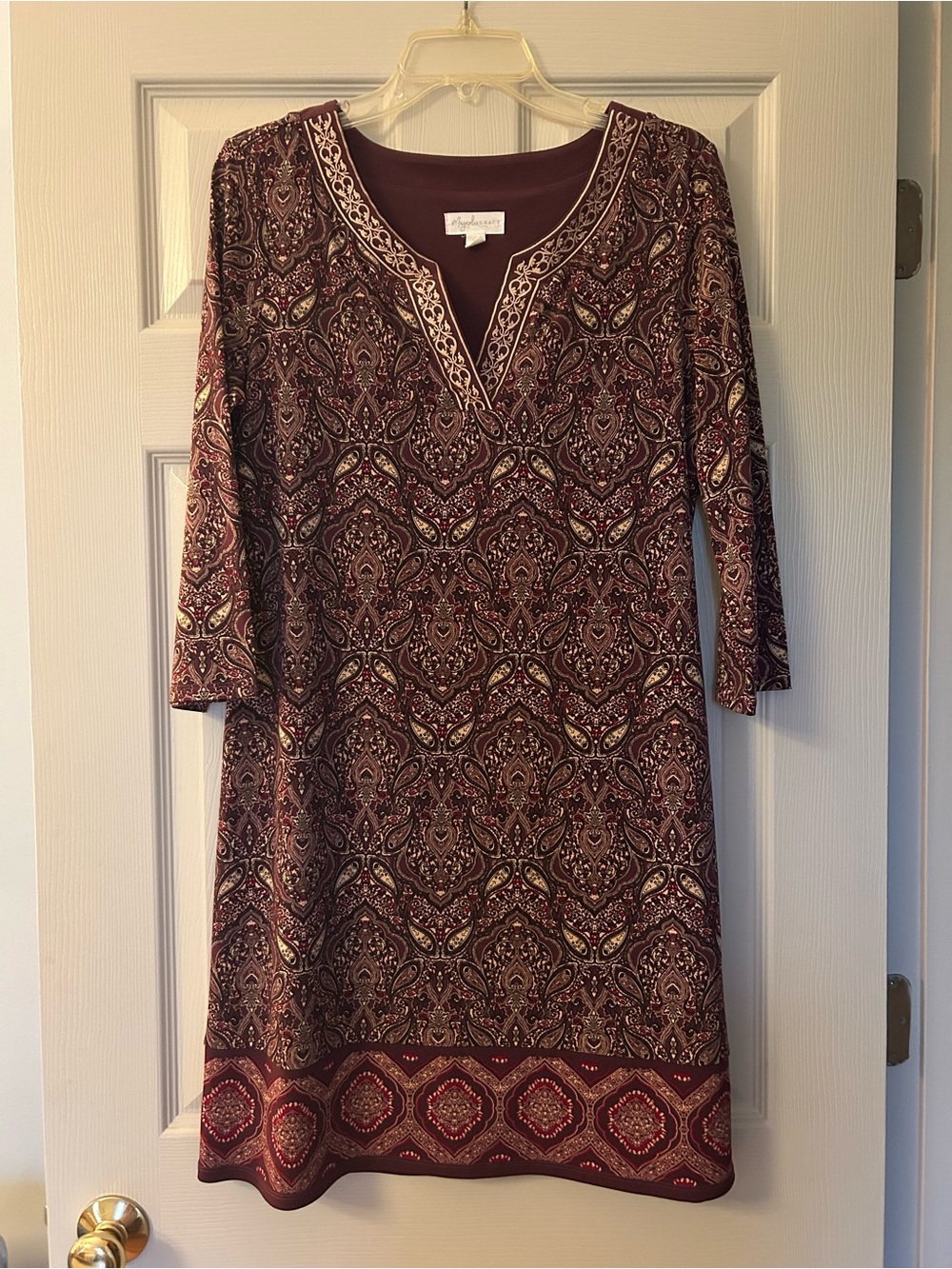 Magnolia Grace Paisley V-Neck Long Sleeve Dress in Maroon